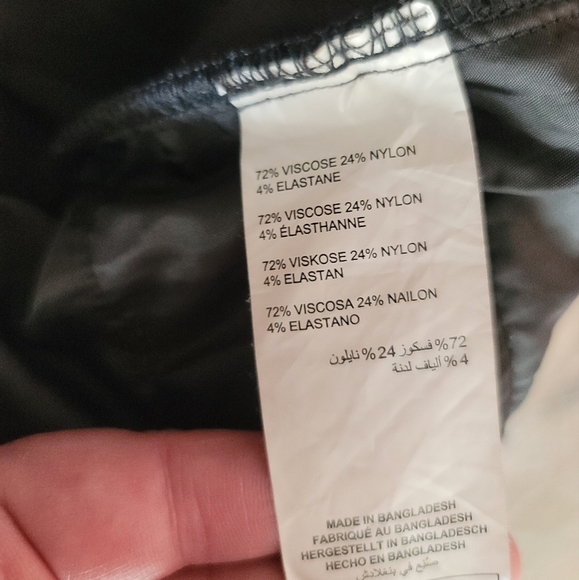 Penningtons Plus Black Capris Pants Size 20 #827 - Picture 8 of 13